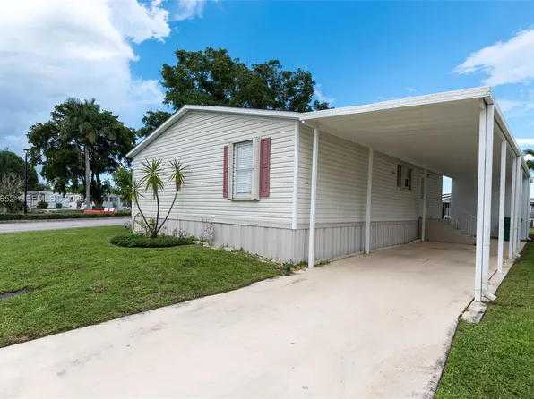 1800 SW 85th Ave, Davie, FL 33324