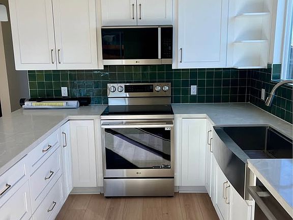 2nd image of 2399 Ridge View Dr