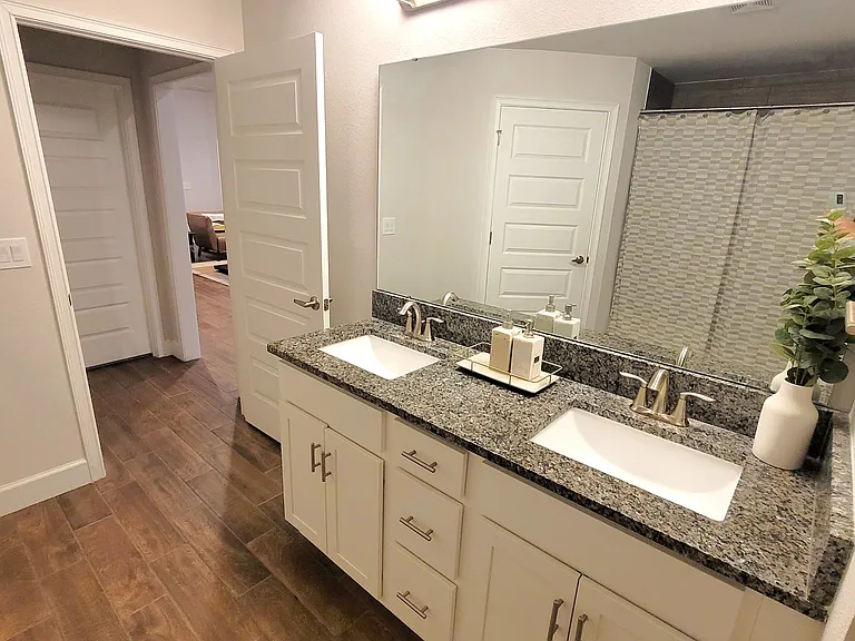 4829 Summit View Way — Photo 30