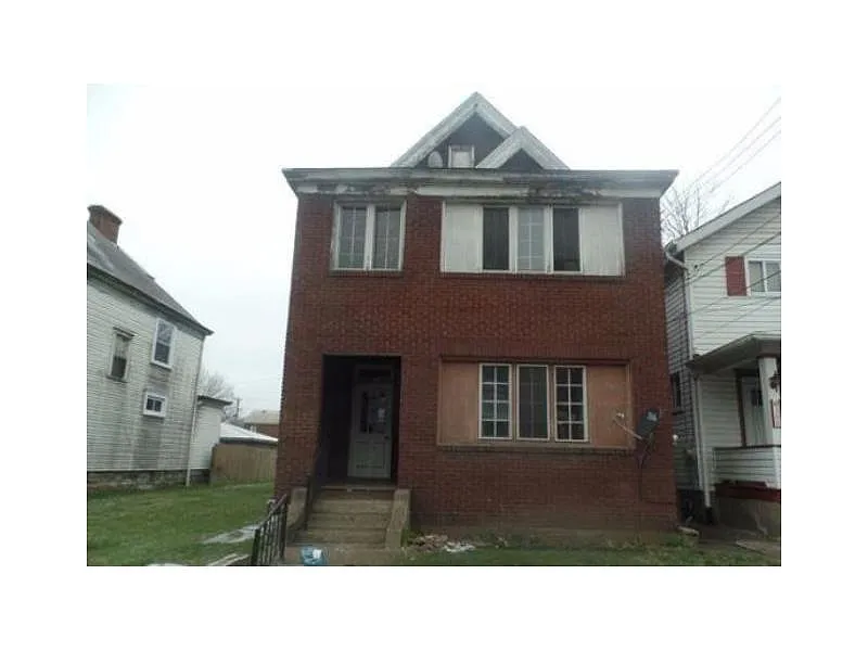 308 Ohio Ave photo 1