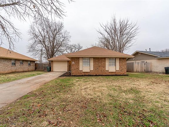 3rd image of 3932 Hartline Dr