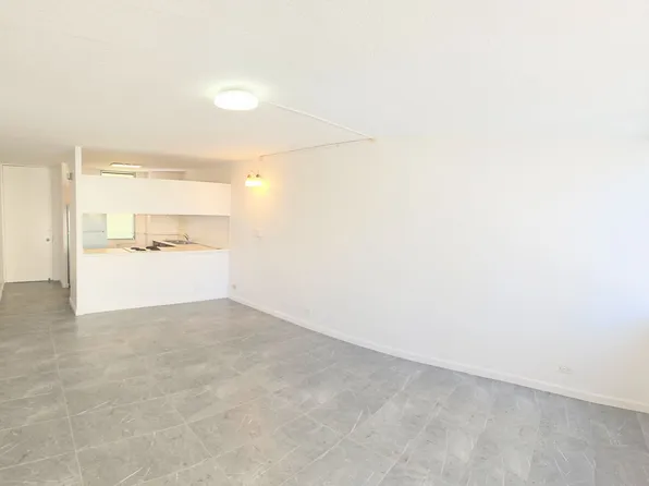 5122 Likini St, Honolulu, HI