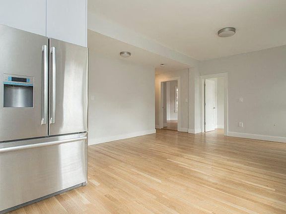 3rd image of 31-35 South St #31-2