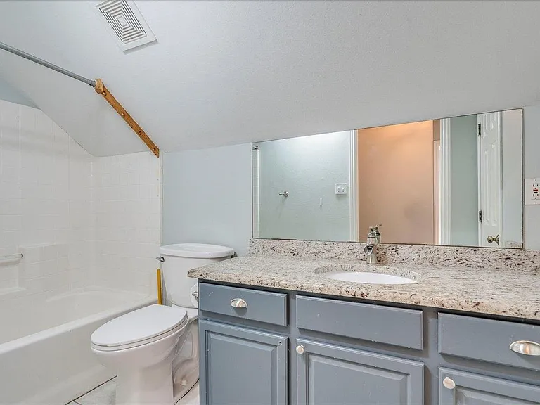7 Cripple Creek Ct — Photo 32