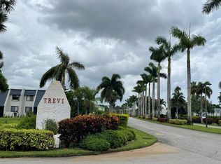 4381 Trevi Ct APT 302, Lake Worth, FL 33467