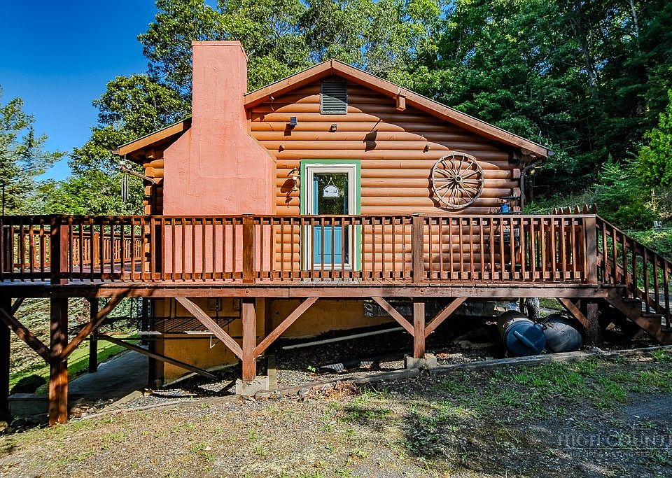 1st image of 162 Twin Oaks Drive