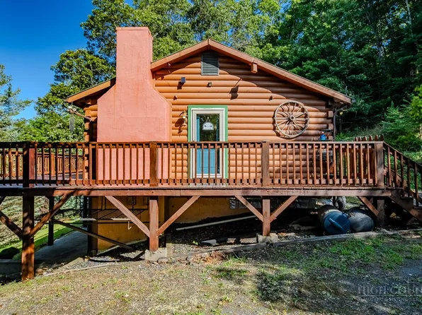 162 Twin Oaks Drive, West Jefferson, NC 28694