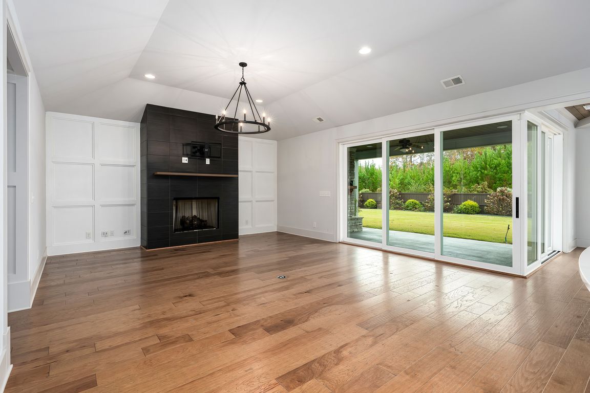 next background image