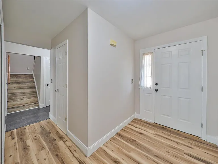 2507 Chestnut Ln — Photo 4