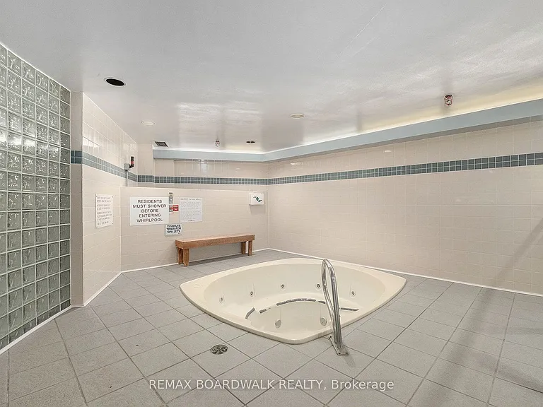 1025 Grenon Ave #210 — Photo 27