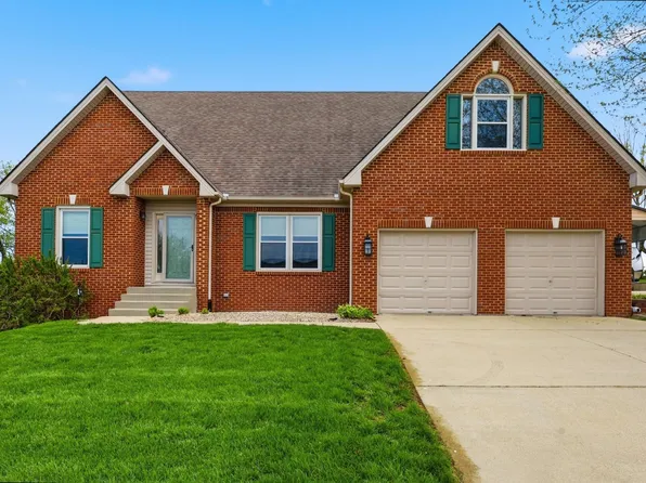833 Isaac Shelby Cir E, Frankfort, KY 40601