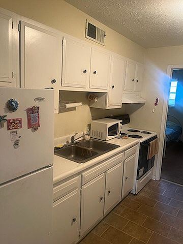 1st image of 4700 Upchurch Rd APT 12