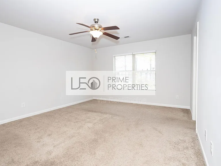 156 Daisy Cir — Photo 17