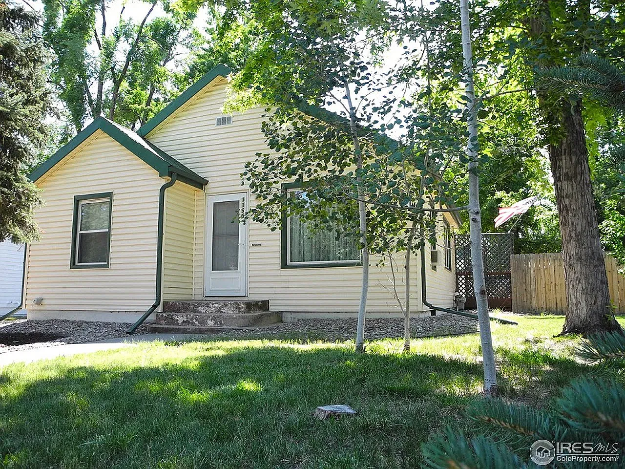3 bed, 1682 sqft, $2,300 — Photo 2
