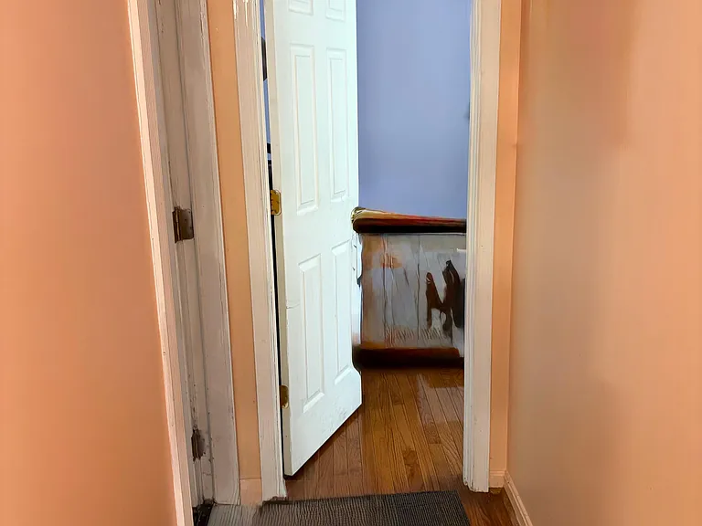 Hallway to Kitchen and Office Room/Den