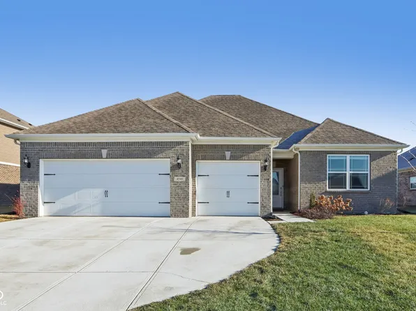4540 W Tradwell Dr, New Palestine, IN 46163