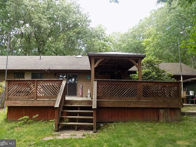 1 Filmore Ln — Photo 18