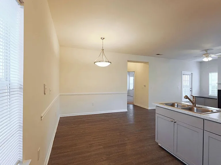 4480 Platinum Dr — Photo 75