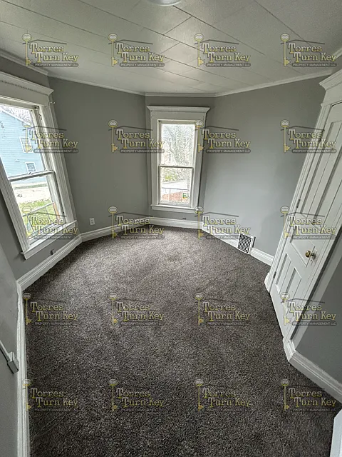 131 Baldwin Street - Up — Photo 2
