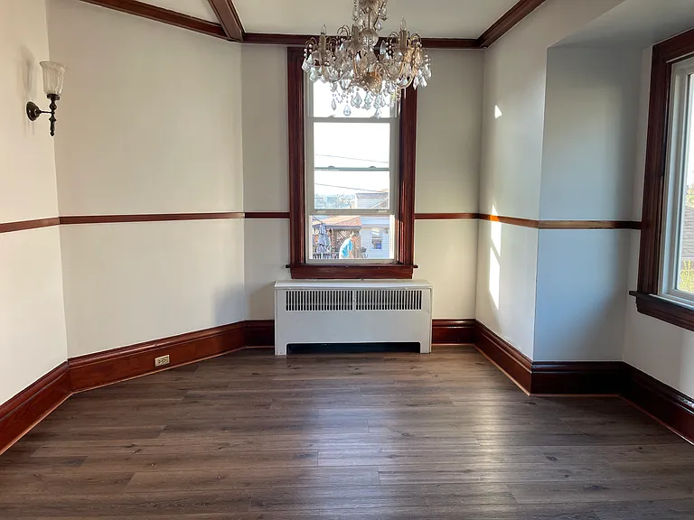 1216 Oakmont St — Photo 4