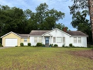 1st image of 5411 Woodrow Ln
