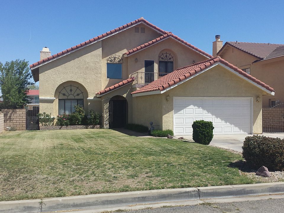 1st image of 18370 Niagara Dr