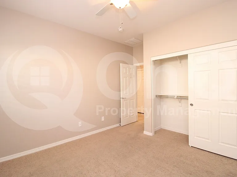27105 N 52nd Ave — Photo 14