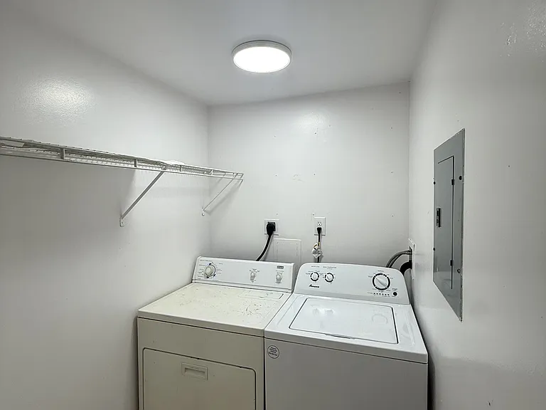 2916 NW 55th Ave #1B — Photo 1