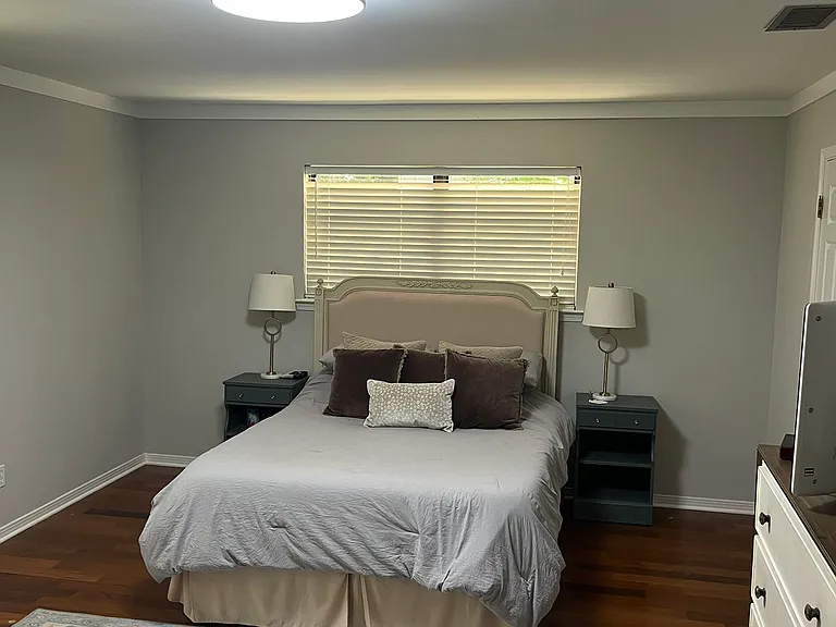 121 Spring Dr — Photo 9