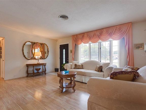 4th image of 2689 Pinellas Point Dr S