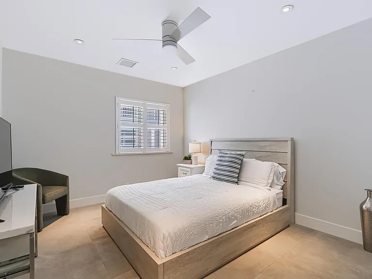 604 N Ocean Blvd #1B — Photo 35