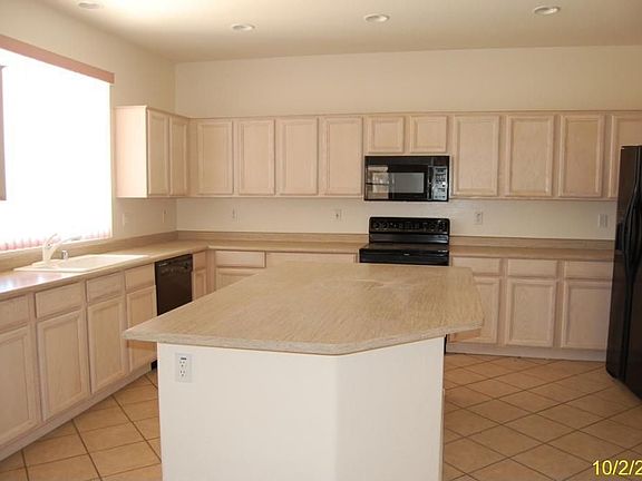 5th image of 8015 N 178th Ave