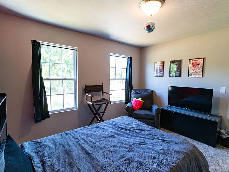 25091 Front Ave — Photo 19