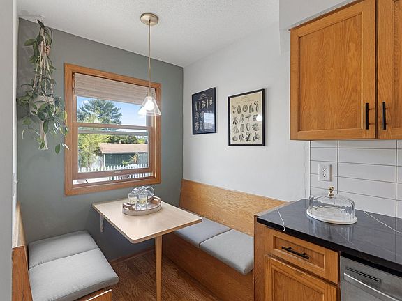 3rd image of 3605 24th Ave S