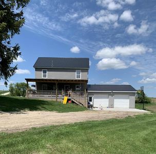 1461 Bakkum Rd, Waukon, IA, 52172