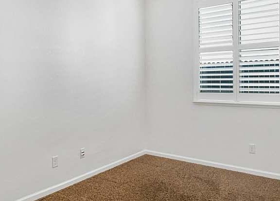 2nd image of 3010 Apache St