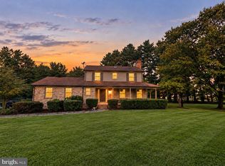 10414 Skyline Ave, Midland, VA 22728