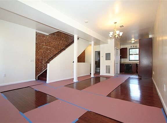 2nd image of 689 Bergen Ave