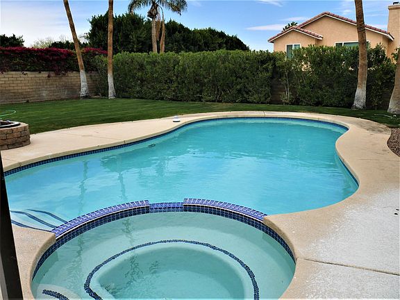 2nd image of 78610 Alden Cir