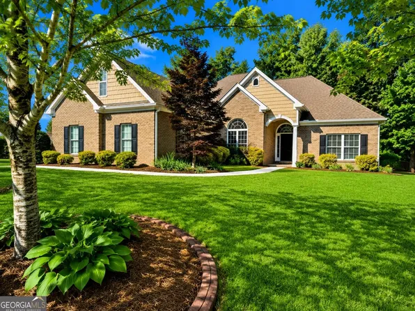 1049 Monticello Dr, Monroe, GA 30655