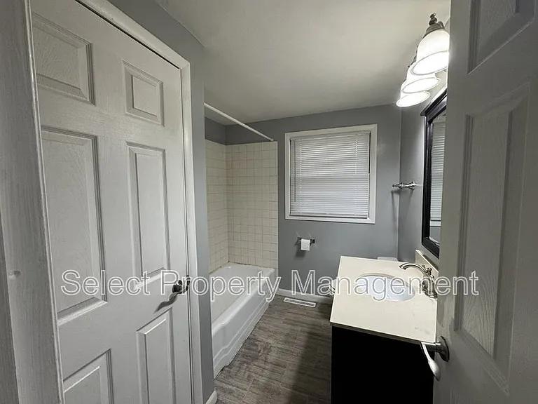 7001 Blake Dr — Photo 10