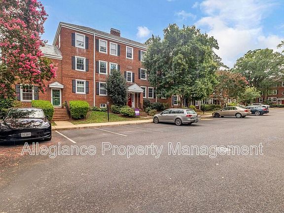 3rd image of 2971 S Columbus St APT B1