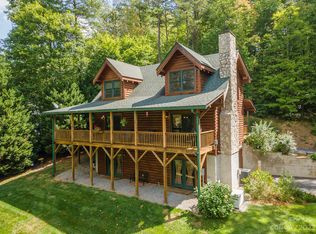 31 Creek Run Rd, Candler, NC 28715