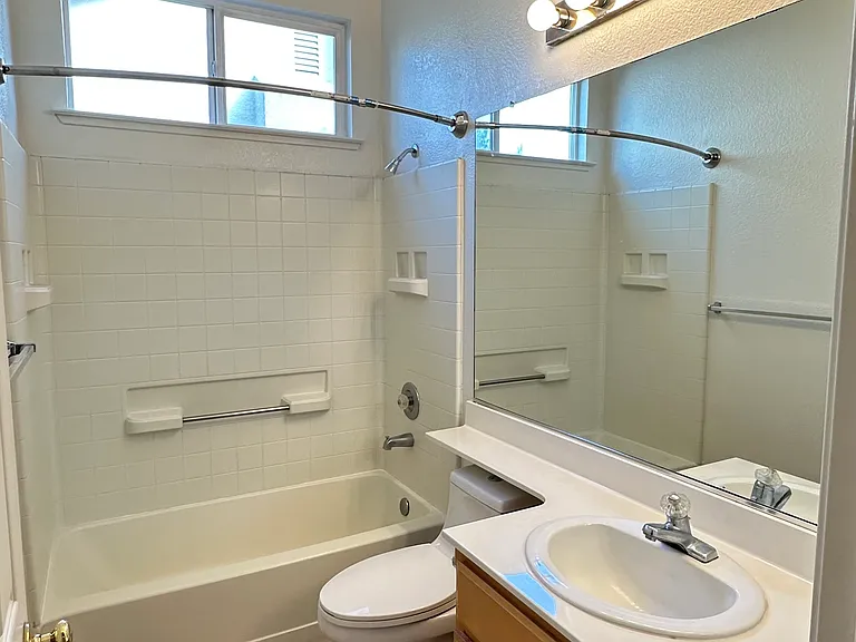 8482 Alameda Park Dr — Photo 9