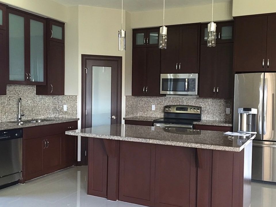 2nd image of 2424 Pebble Dr