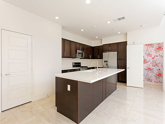 4th image of 2545 Aperture Cir