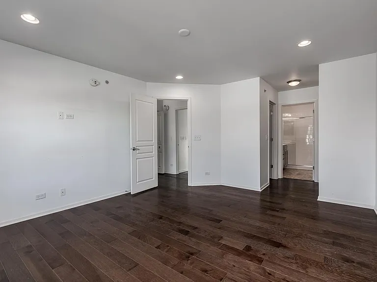 220 Laurel Ave — Photo 25