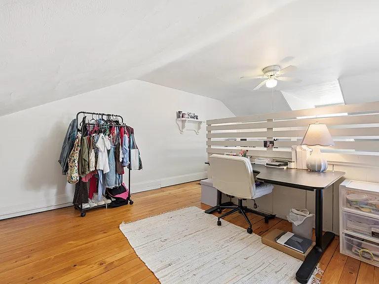 111 Pearl St — Photo 35