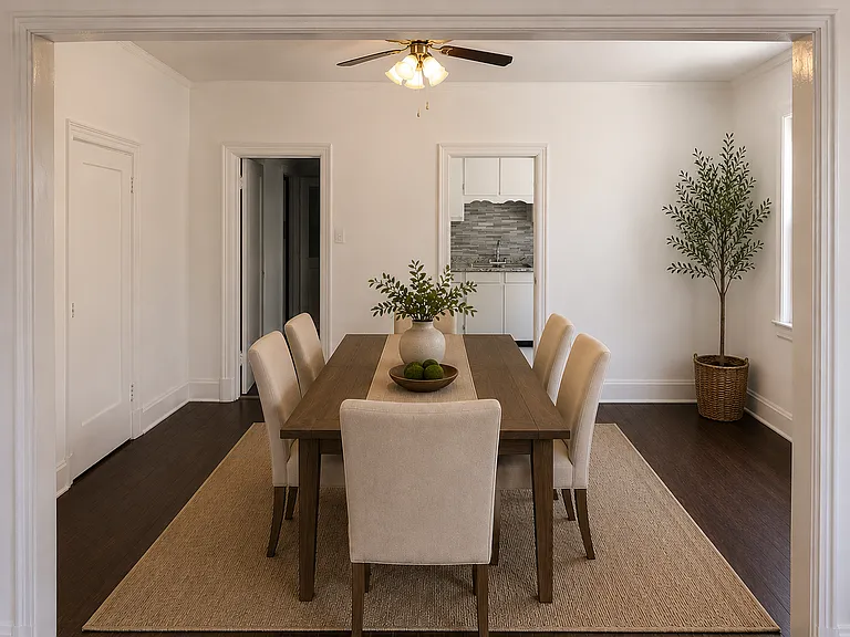 1530 S Van Ness Ave — Photo 3