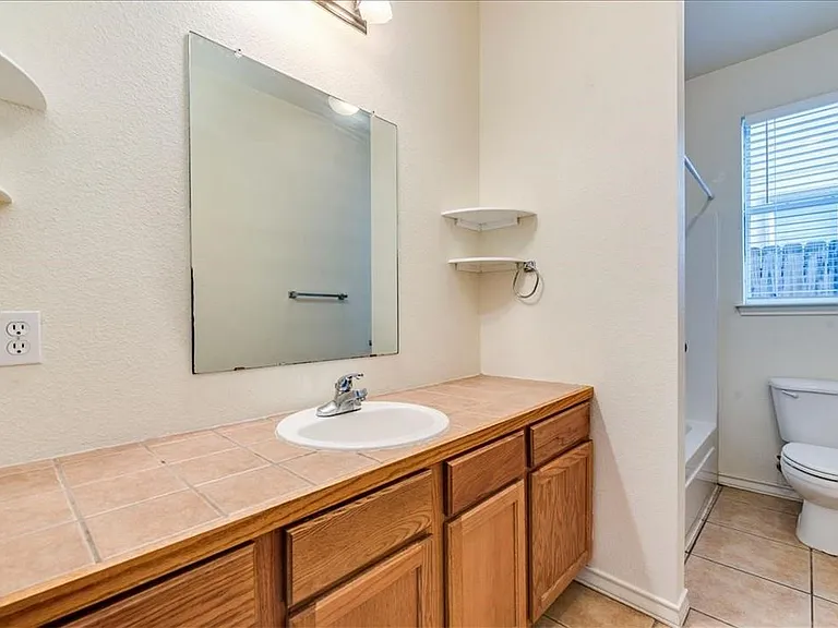 126 Sandstone Dr #F — Photo 11